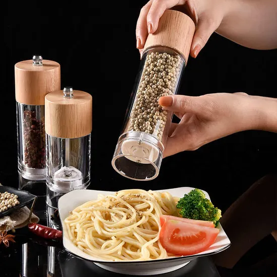 Coperchio in legno, bottiglia di condimento in acrilico trasparente, macina pepe in polvere appena macinato, macinapepe