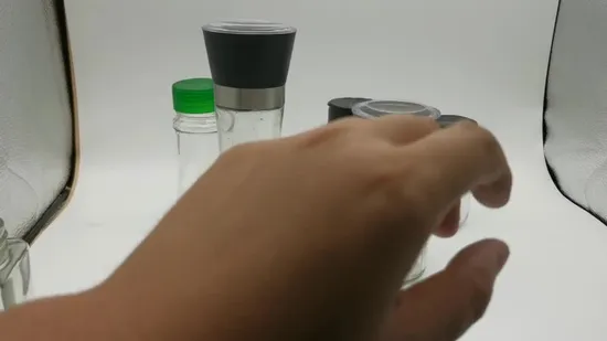 Produttori all'ingrosso vendita calda regolabile nucleo in ceramica bottiglia in acciaio inox vetro macina sale peperoncino macinapepe manuale