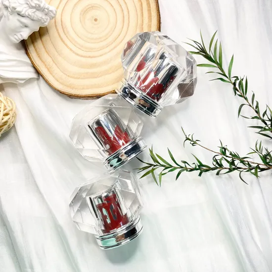 Tappo per bottiglia di profumo in plastica trasparente di alta qualità con attrazioni famose di Singapore Merlion Gardens by The Bay